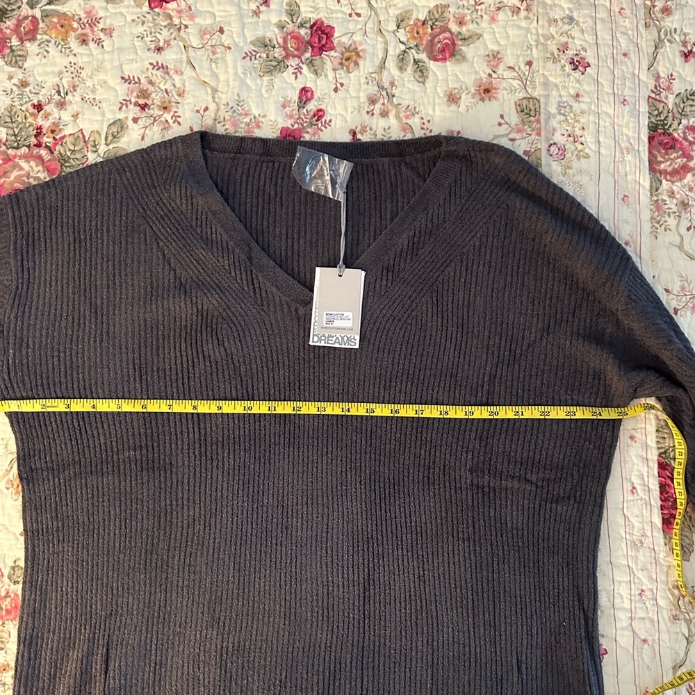 Barefoot Dreams Ultra Lite V-Neck Pointelle Rib Pullover NWT CARBON